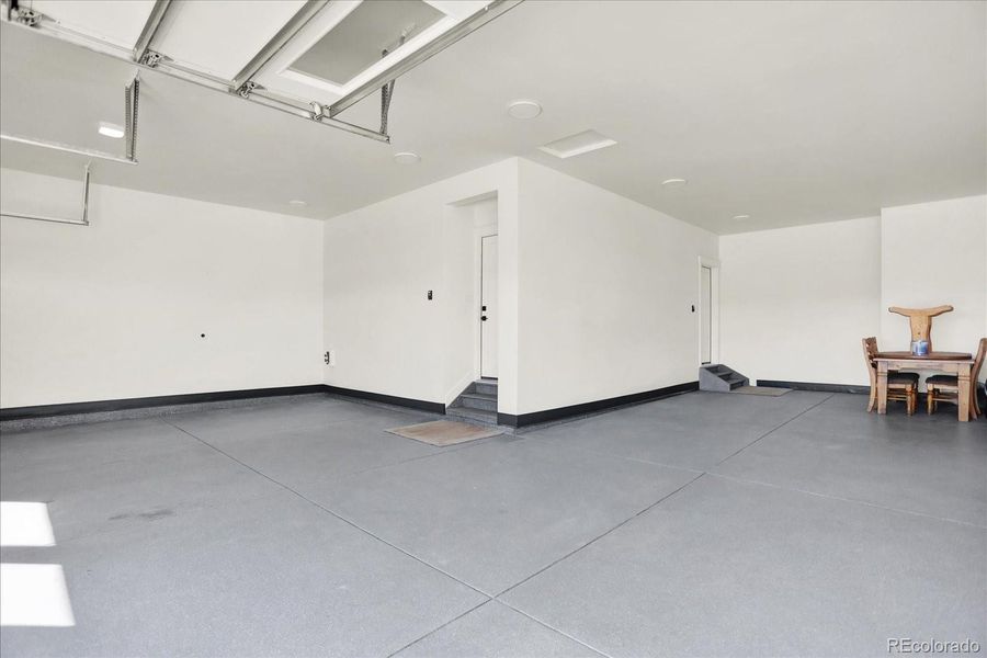 Spacious, unfurnished interior of a new home in , Colorado Springs (Image 21).