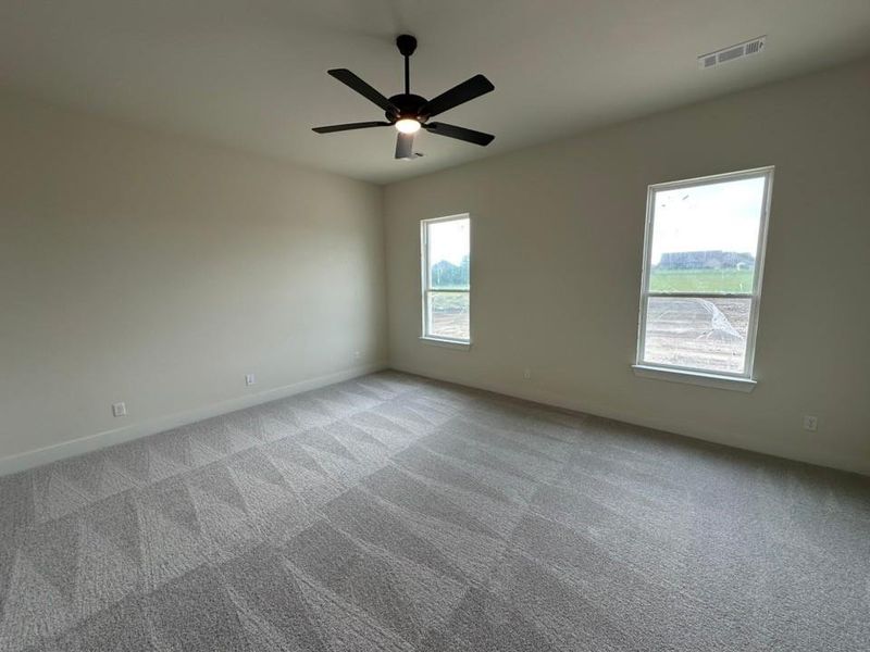 Spacious, unfurnished interior of a new home in Fannin Ranch, Leonard (Image 15).