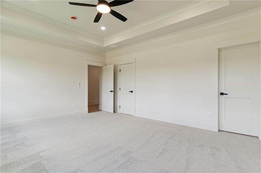 Spacious, unfurnished interior of a new home in , Jefferson (Image 24).