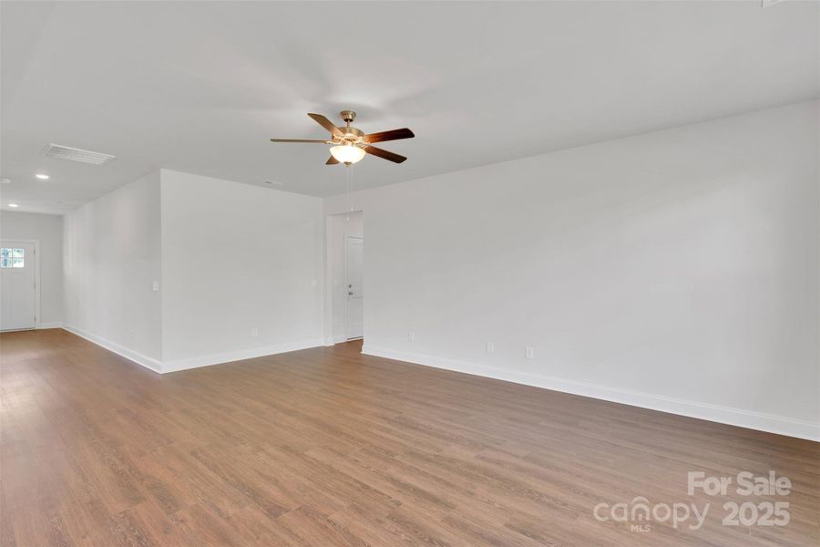 Spacious, unfurnished interior of a new home in , Lincolnton (Image 25).