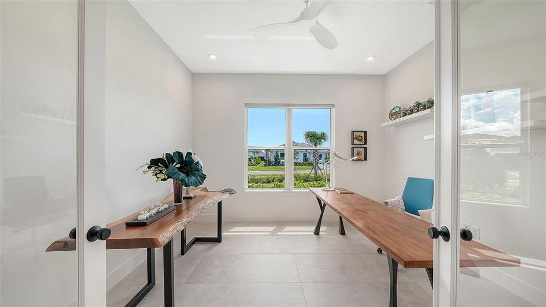 Furnished interior view inside a new home in , Sarasota (Image 53).