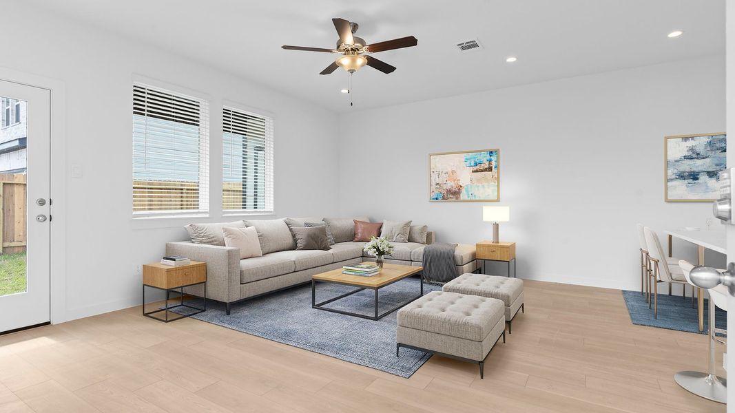 Furnished interior view inside a new home in Lexington Village, Missouri City (Image 7). Furnished interior view inside a new home in Lexington Village, Missouri City (Image 7).