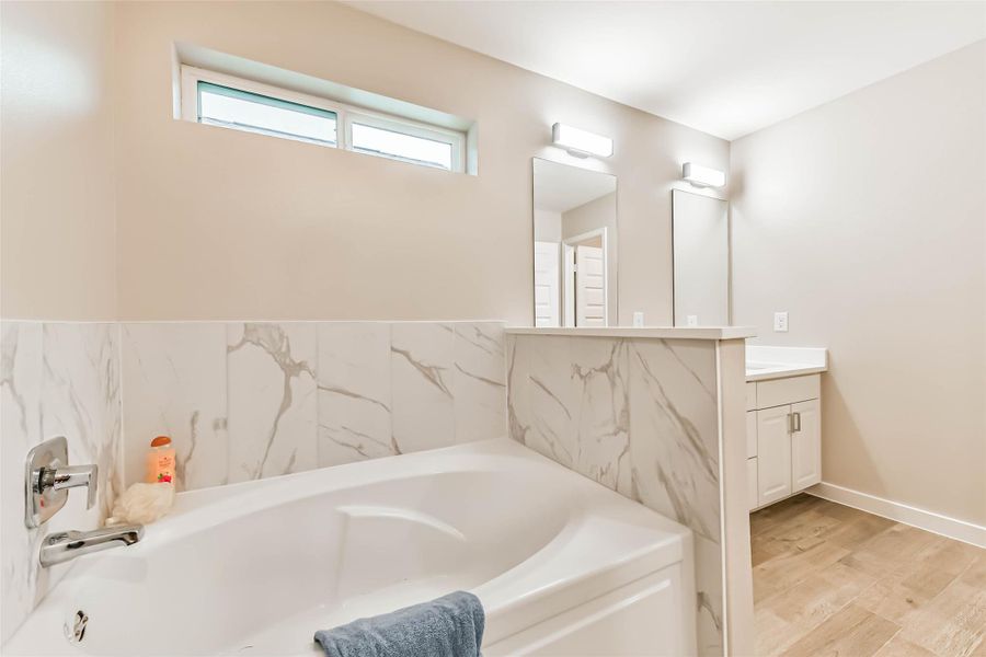 Furnished interior view inside a new home in , Missouri City (Image 10).