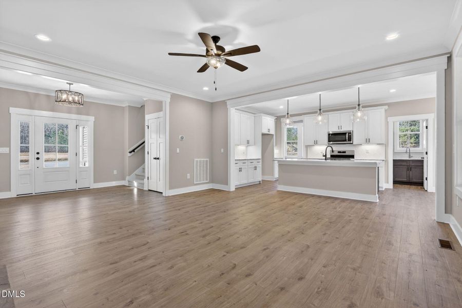 8-web-or-mls-529-hillard-ln-annice-broad