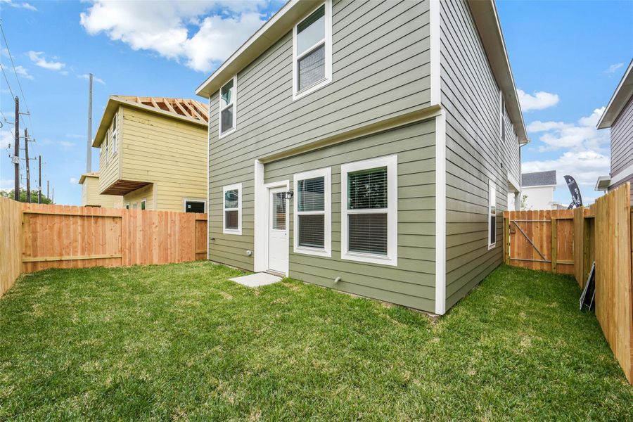 Exterior details and patio area of a home in , Houston (Image 4).