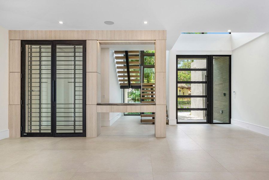 191_Coconut_Palm_Road_09