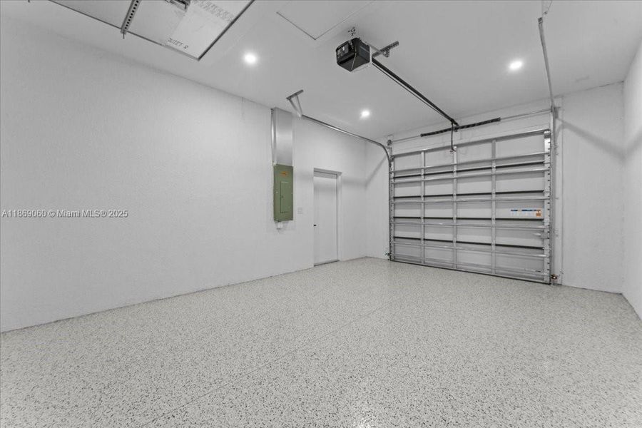 Spacious, unfurnished interior of a new home in , Lehigh Acres (Image 7). Spacious, unfurnished interior of a new home in , Lehigh Acres (Image 7).