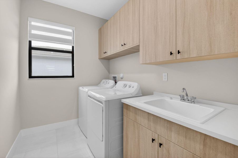 34-web-or-mls-DSC_5164 34-web-or-mls-DSC_5164