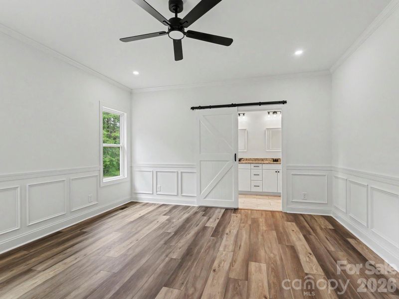 Spacious, unfurnished interior of a new home in , Mooresville (Image 12).