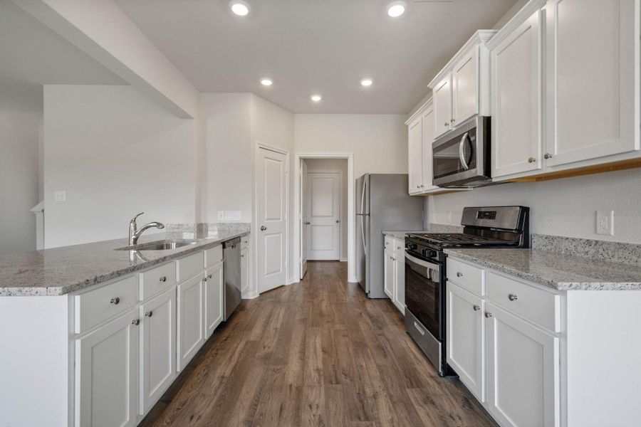 Furnished interior view inside a new home in Pinewood Trails, Cleveland (Image 6).