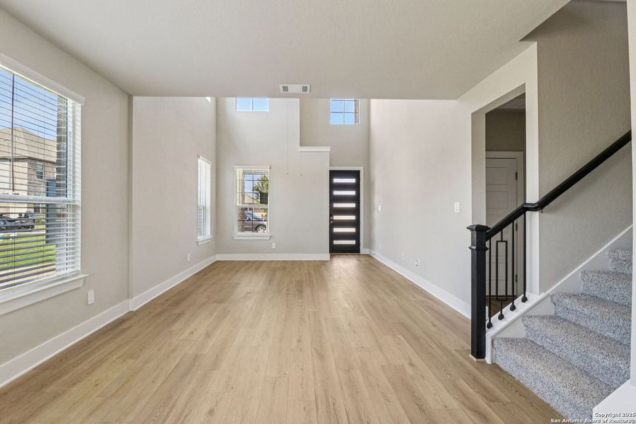 Spacious, unfurnished interior of a new home in Carmel Ranch, Schertz (Image 40). Spacious, unfurnished interior of a new home in Carmel Ranch, Schertz (Image 40).