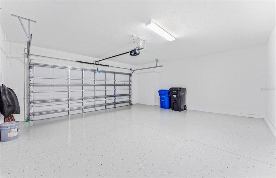 Spacious, unfurnished interior of a new home in Waterset, Apollo Beach (Image 15). Spacious, unfurnished interior of a new home in Waterset, Apollo Beach (Image 15).