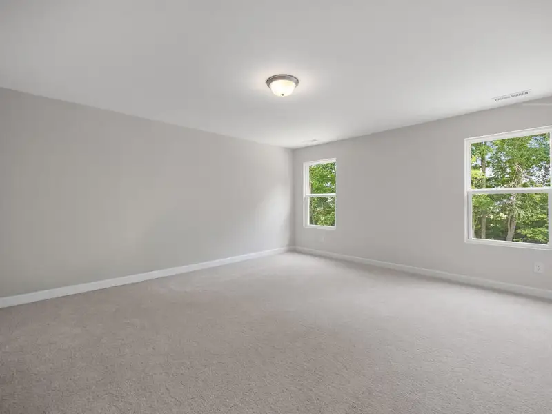 Spacious, unfurnished interior of a new home in Wellers Knoll, Lillington (Image 19).