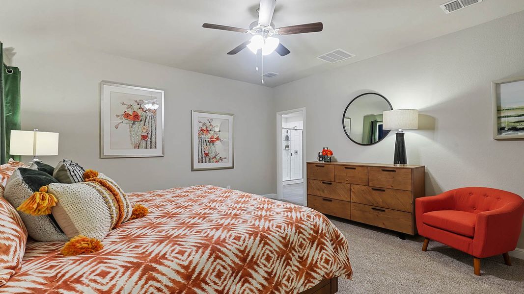 Furnished interior view inside a new home in Sandstone Estates, Granbury (Image 19). Furnished interior view inside a new home in Sandstone Estates, Granbury (Image 19).