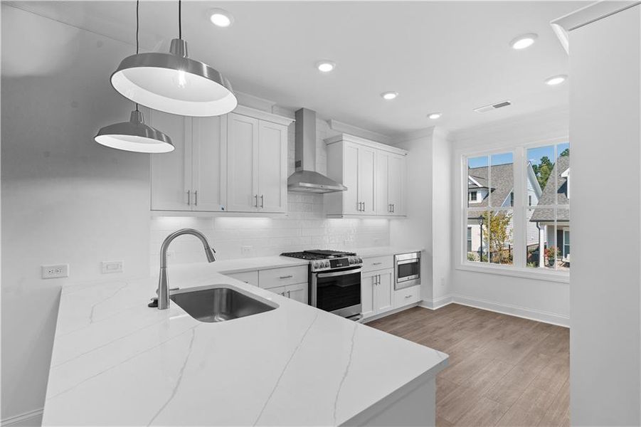 Furnished interior view inside a new home in Evanshire Townhomes, Duluth (Image 14).