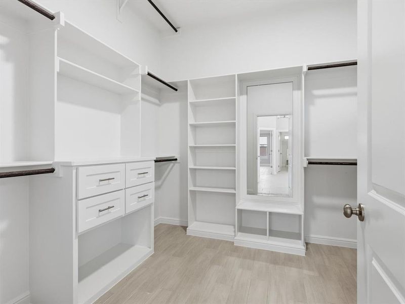 Furnished interior view inside a new home in , Granbury (Image 7).