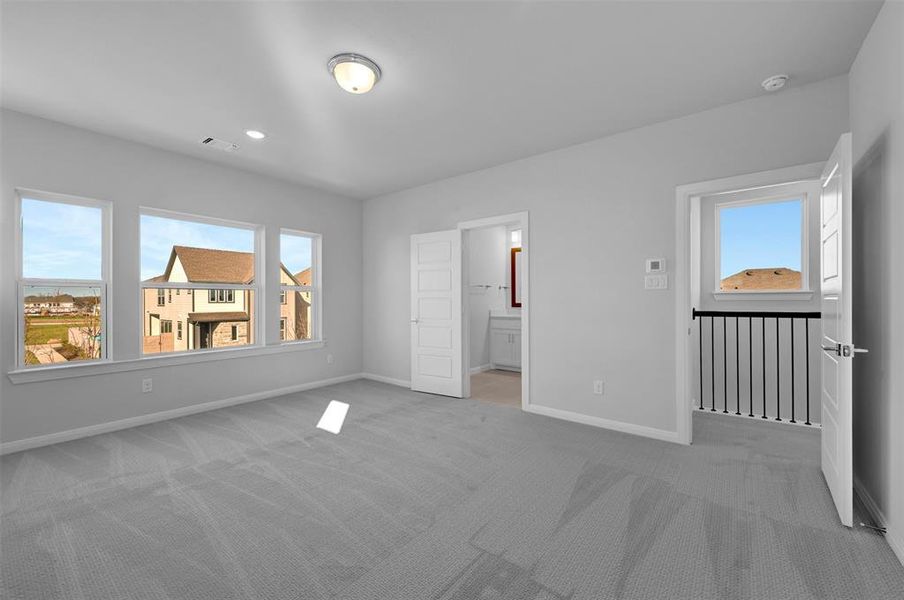 Spacious, unfurnished interior of a new home in Painted Tree Woodland West – Cottages, McKinney (Image 20).