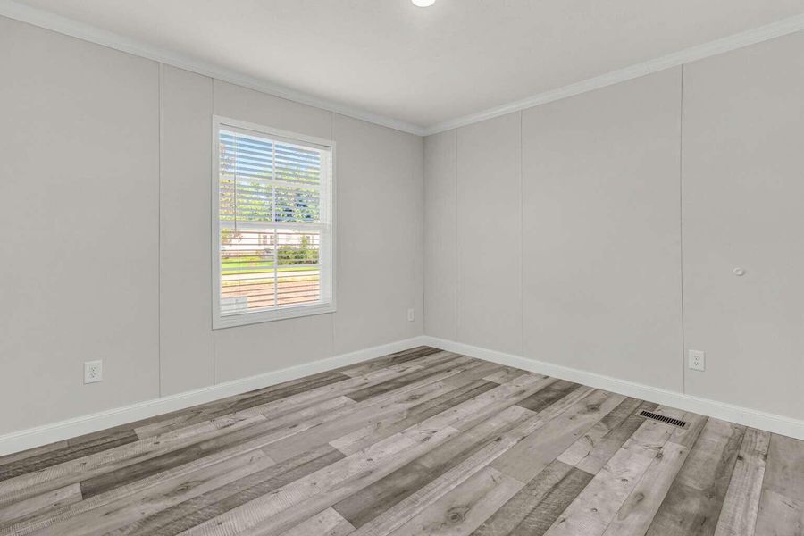 Spacious, unfurnished interior of a new home in , Holly Hill (Image 37).