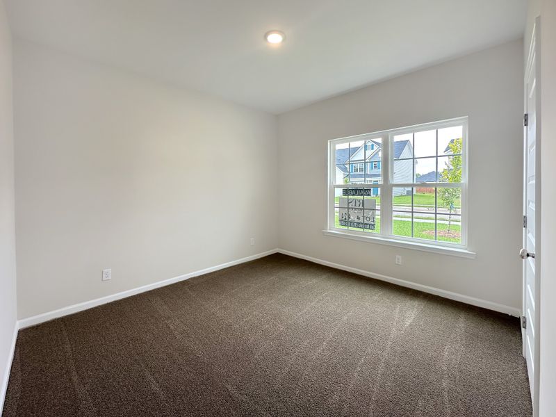 Spacious, unfurnished interior of a new home in Tranquil South, Hinesville (Image 14).
