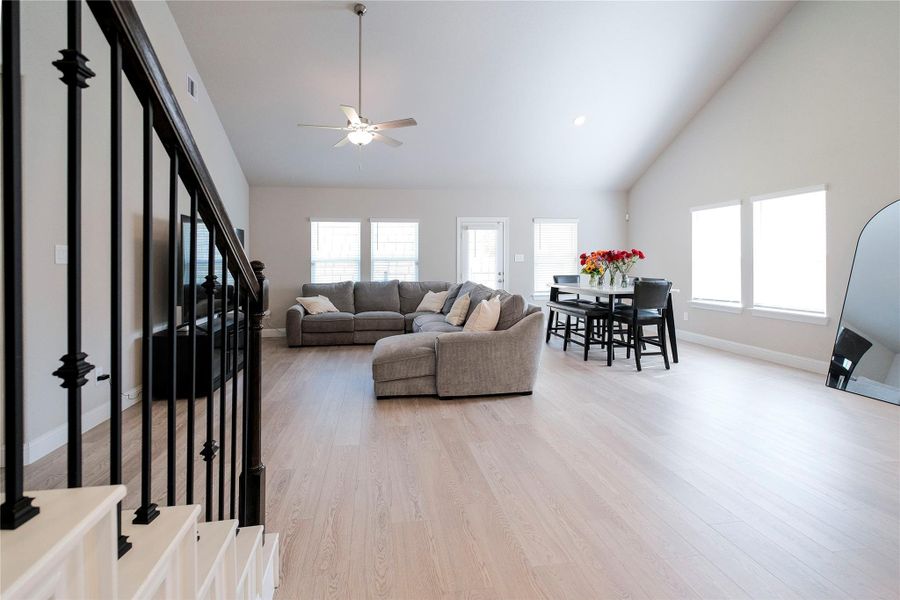 Furnished interior view inside a new home in Montgomery Oaks - Estate, Conroe (Image 10). Furnished interior view inside a new home in Montgomery Oaks - Estate, Conroe (Image 10).