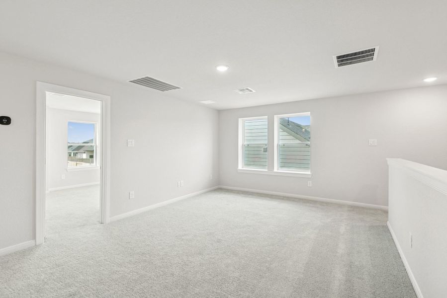 Spacious, unfurnished interior of a new home in Jubilee, Hockley (Image 21).