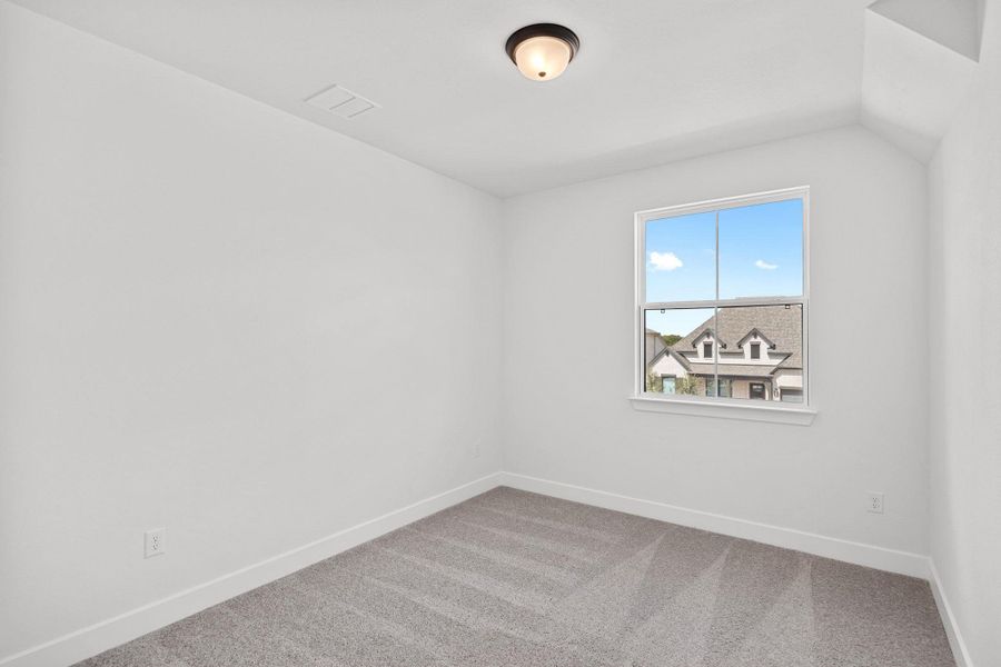Spacious, unfurnished interior of a new home in Flora, Hutto (Image 21).