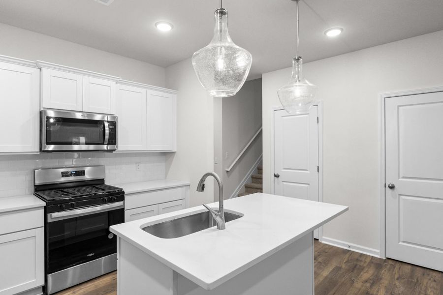Representative furnished interior of a home built from the Congaree by Veranda Homes in Hitchcock Preserve 55', Aiken (Image 5).
