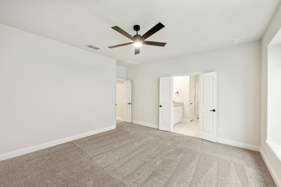 2304 Saint Andrews Way 2304 Saint Andrews Way