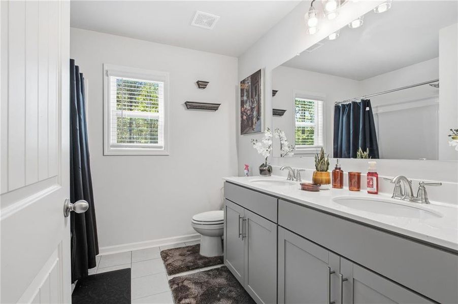 Furnished interior view inside a new home in , Newnan (Image 7).
