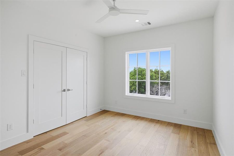 Secondary bedroom