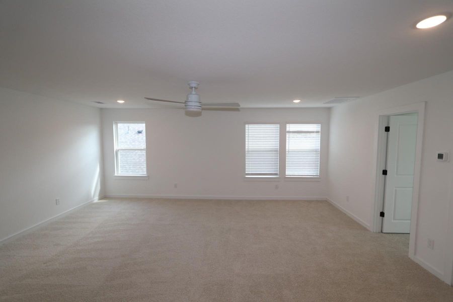 Upstairs loft space Upstairs loft space