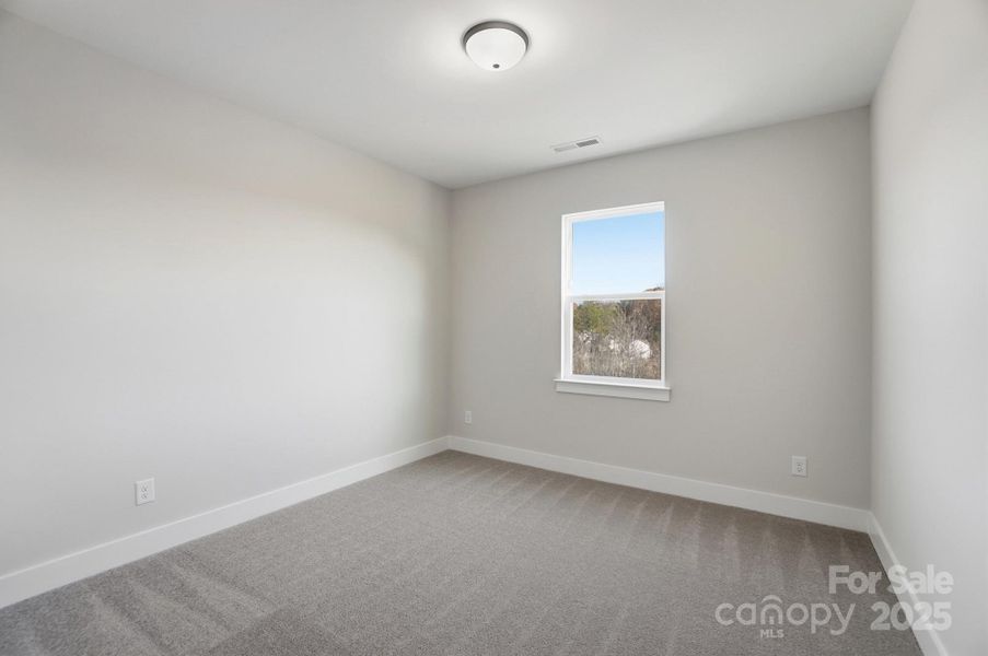 Spacious, unfurnished interior of a new home in Summerlin, Mooresville (Image 30).