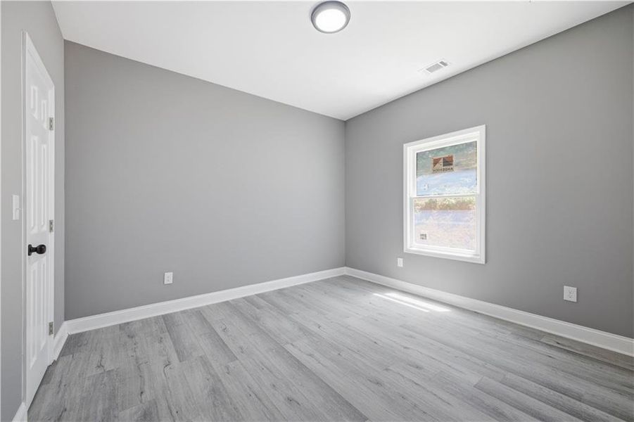 Spacious, unfurnished interior of a new home in , Calhoun (Image 29).
