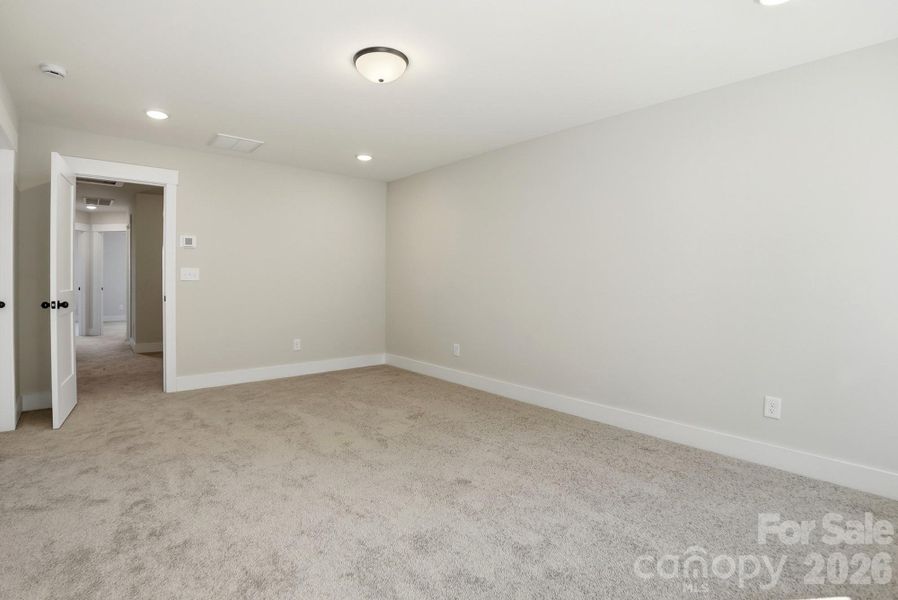 Spacious, unfurnished interior of a new home in , Waxhaw (Image 27).