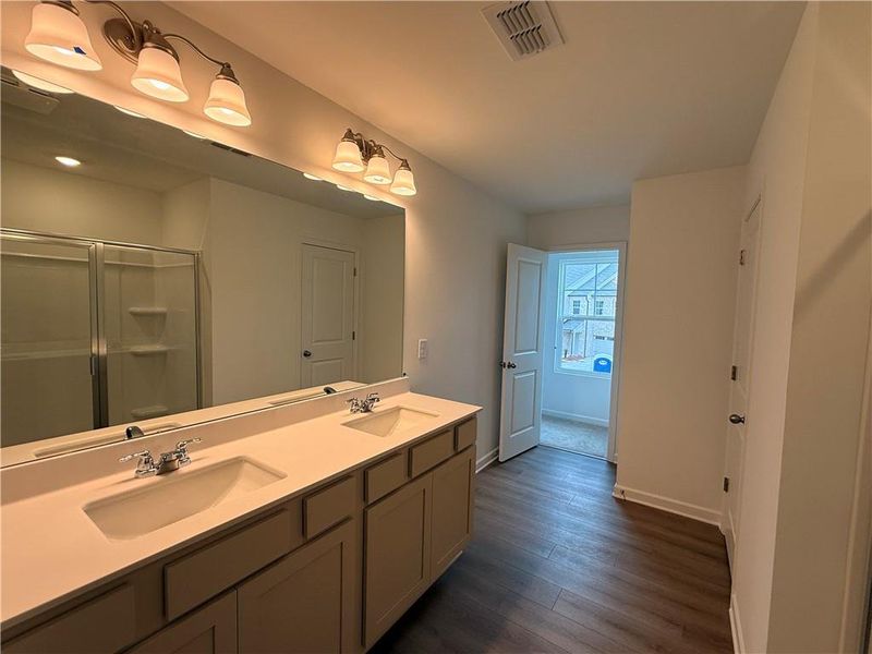 Furnished interior view inside a new home in Leydenview, Mableton (Image 38).