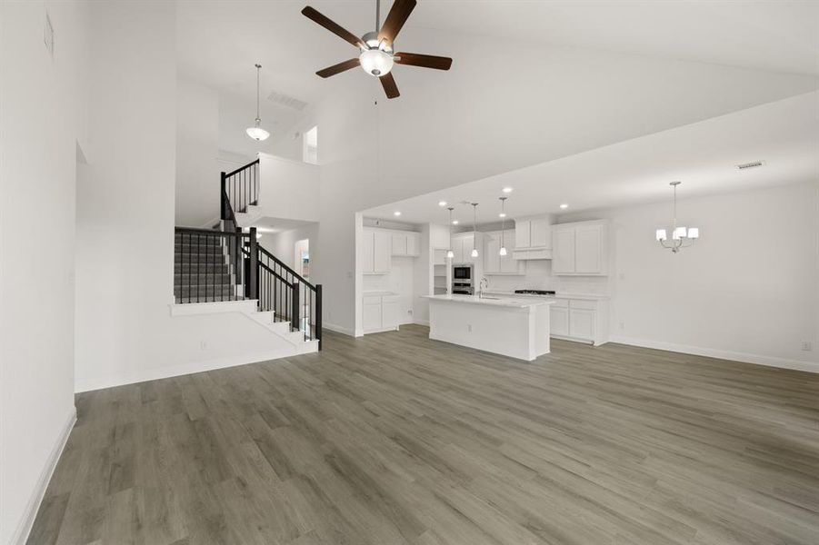 4329 KNight- Living Room-2