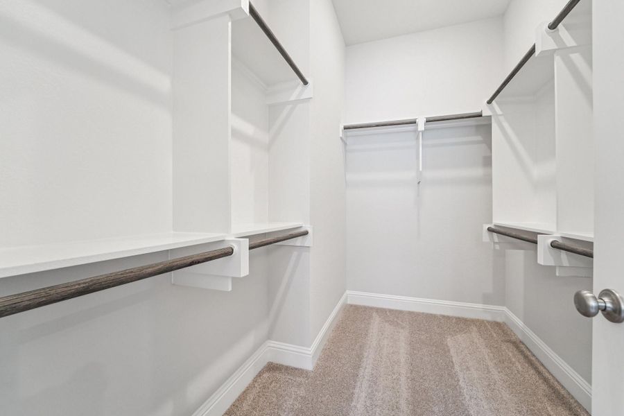 Spacious, unfurnished interior of a new home in Evergreen 70', Conroe (Image 29).