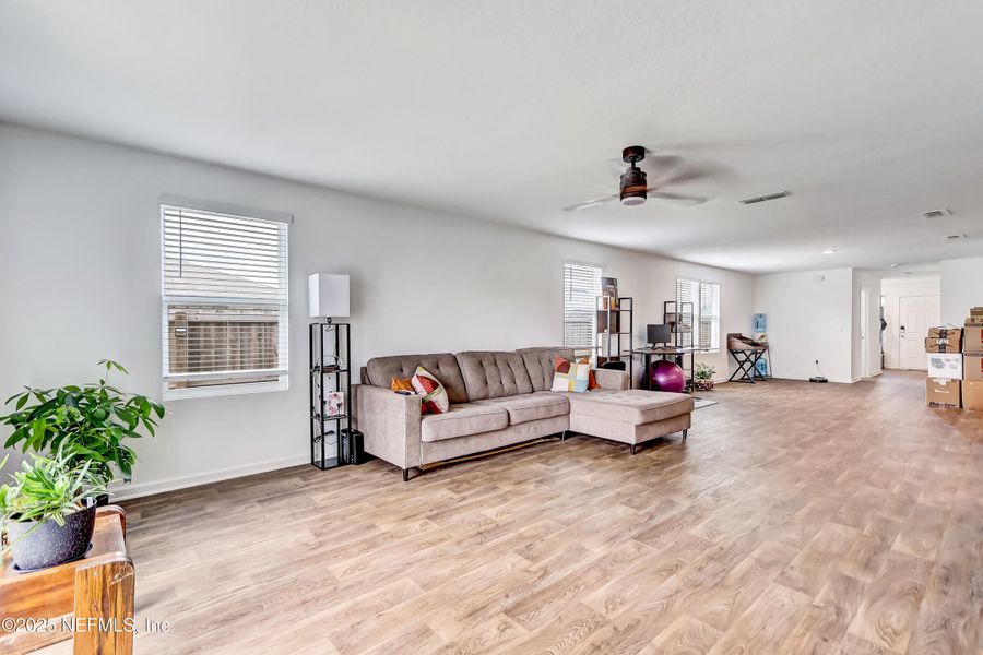 Furnished interior view inside a new home in Copes Landing, Jacksonville (Image 13).