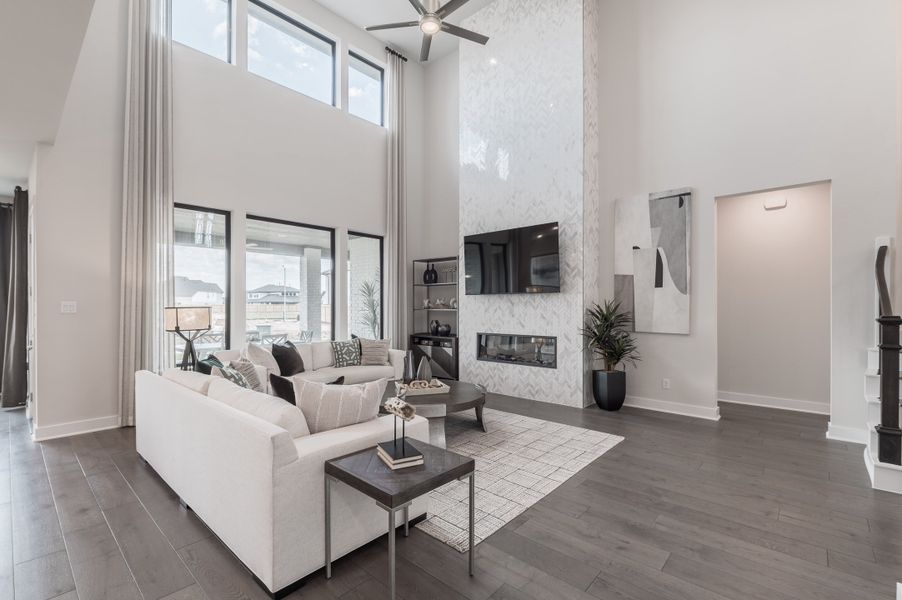 Representative furnished interior of a home built from the Bogata by Tri Pointe Homes in Harvest Green, Richmond (Image 88).
