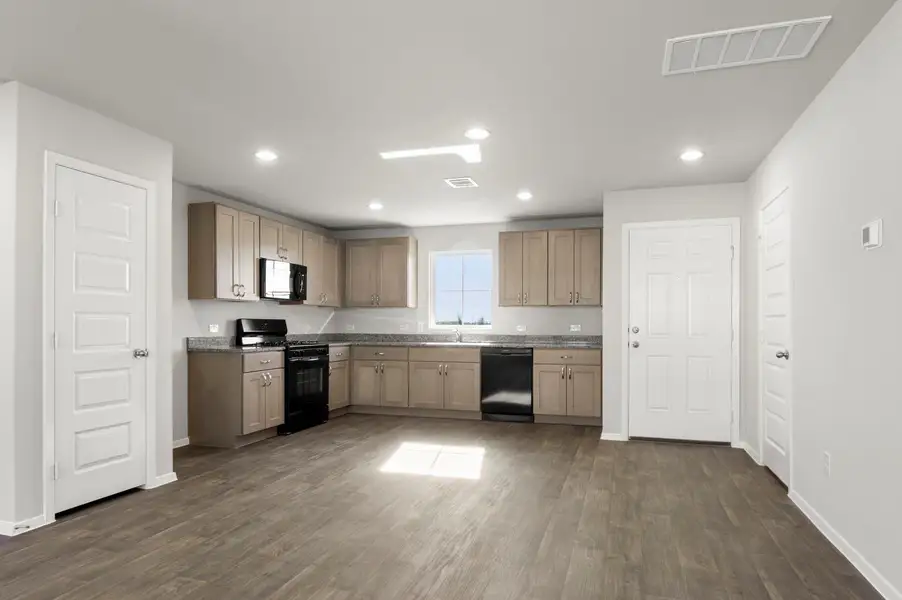 Furnished interior view inside a new home in Harvest Ridge, Elgin (Image 7).