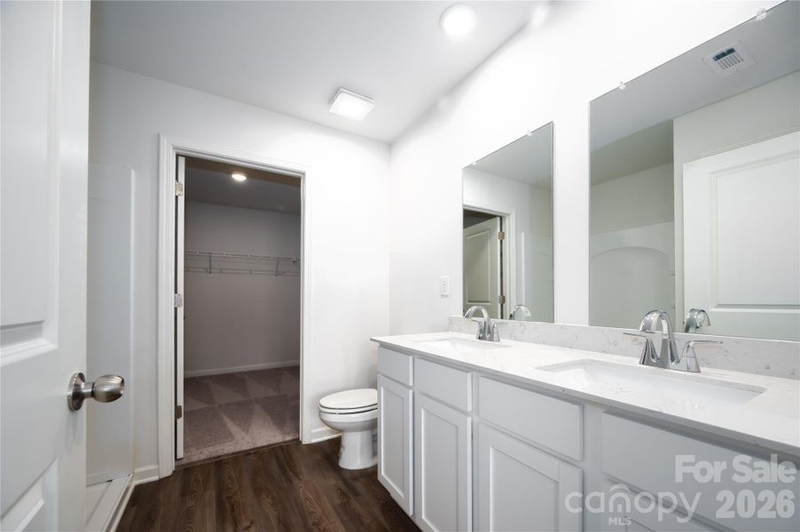 Furnished interior view inside a new home in Riverdale Hills, Spartanburg (Image 7).