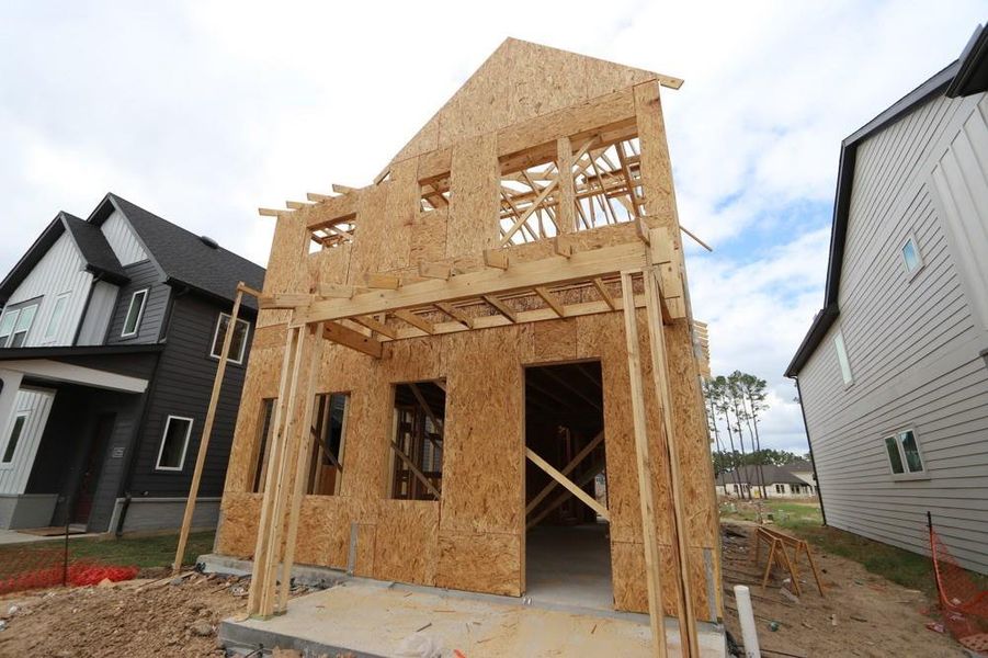 Let us show you how our advanced framing techniques have stood the test of time and allow more insulation for a quieter and more energy efficient home.