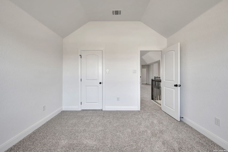 Spacious, unfurnished interior of a new home in Everly Estates, San Antonio (Image 25).