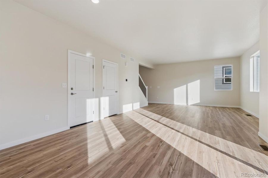 Spacious, unfurnished interior of a new home in Farmlore, Brighton (Image 10).