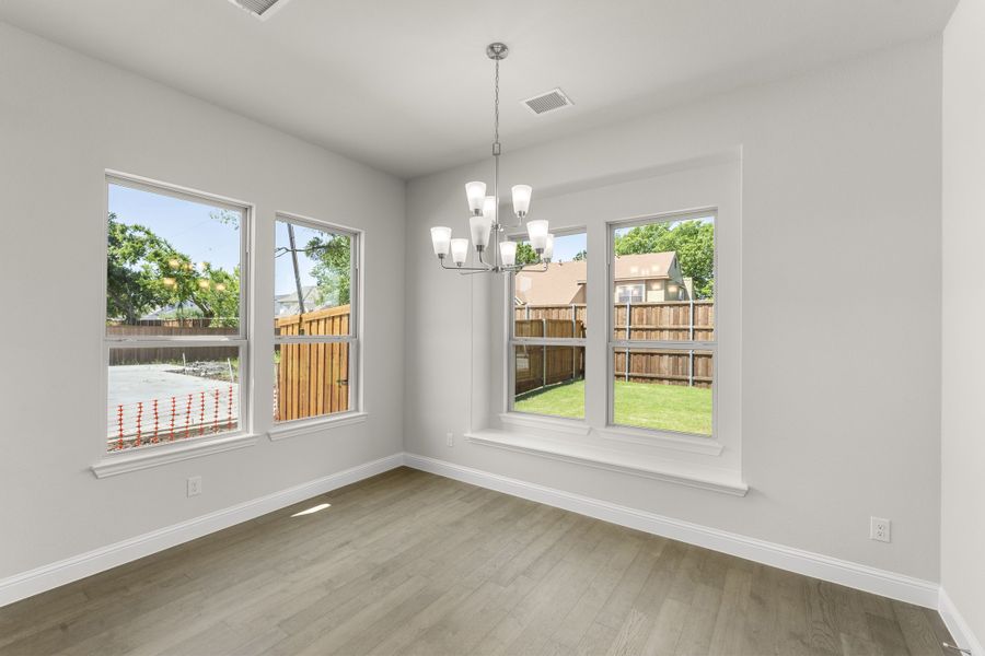 Spacious, unfurnished interior of a new home in Lake Shore Village, Rowlett (Image 20).