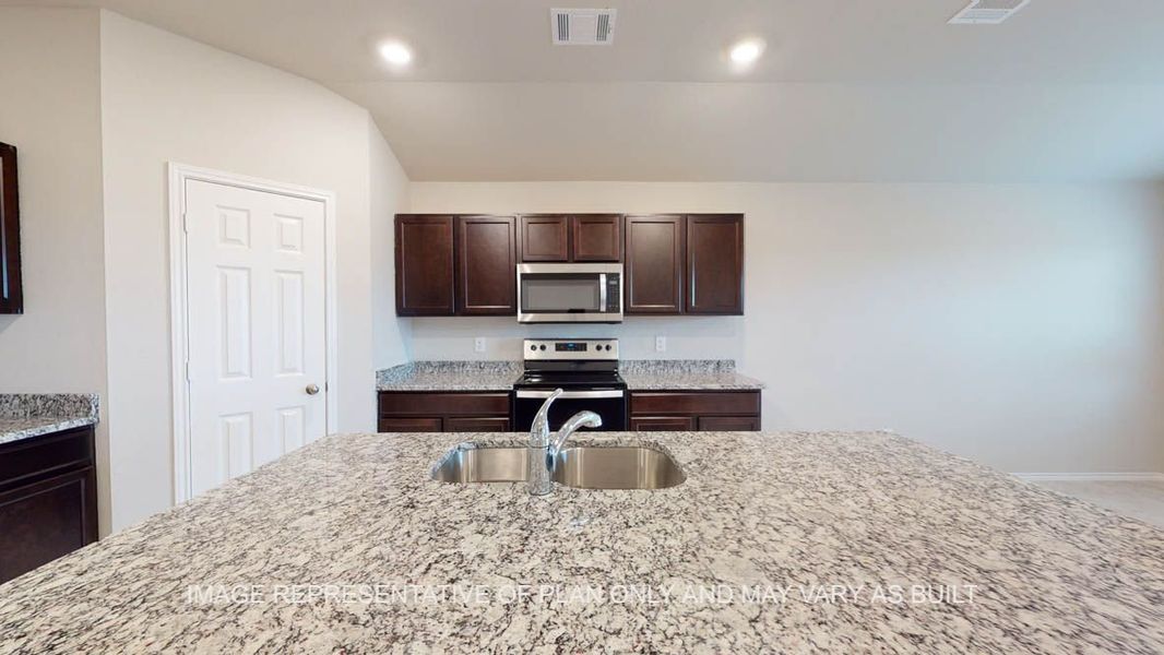 Representative furnished interior of a home built from the Fargo by D.R. Horton in Reynolds Crossing, Killeen (Image 6).