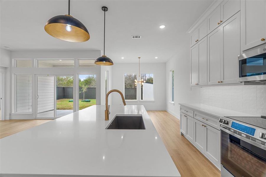 Furnished interior view inside a new home in , Granbury (Image 6).
