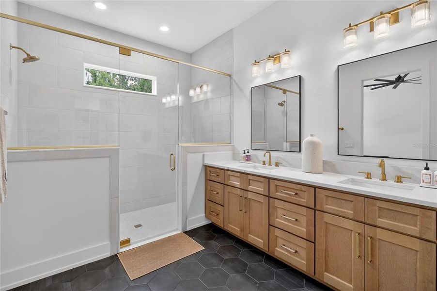 Furnished interior view inside a new home in , Lakeland (Image 46).