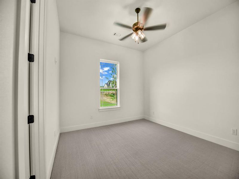 Spacious, unfurnished interior of a new home in , Weatherford (Image 35).