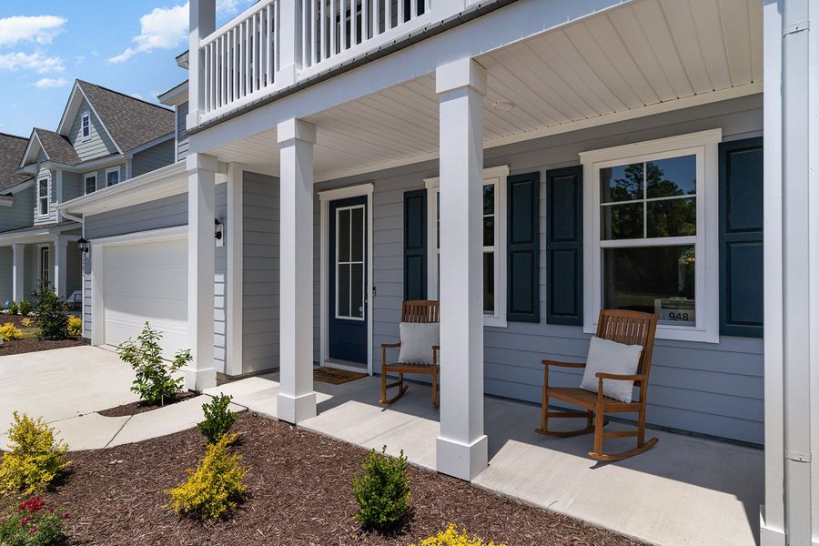 Representative exterior photo of a completed home built from the HARBOR OAK by D.R. Horton in Ranch Haven, Murrells Inlet, SC (Image 3).